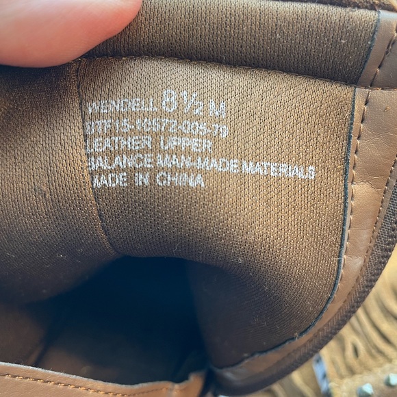 BareTraps Wendell brown leather fringe ankle booties with heel. Size 8.5M - Picture 6 of 6